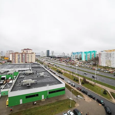 светлая комната возле метро Near The Subway№1 Apartment *