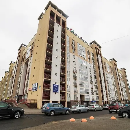 светлая комната возле метро Near The Subway№1 *